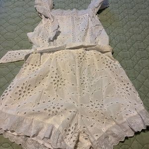 Vici Summer Romper Size M